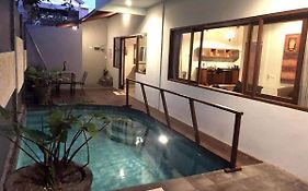 Shishi Bali Villa